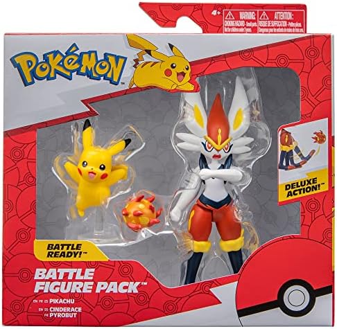 Pokémon Fire and Water Battle Pack - Includes 4.5 Inch Flame Action Charizard and 2" Squirtle Action Figures - Amazon Exclsuive