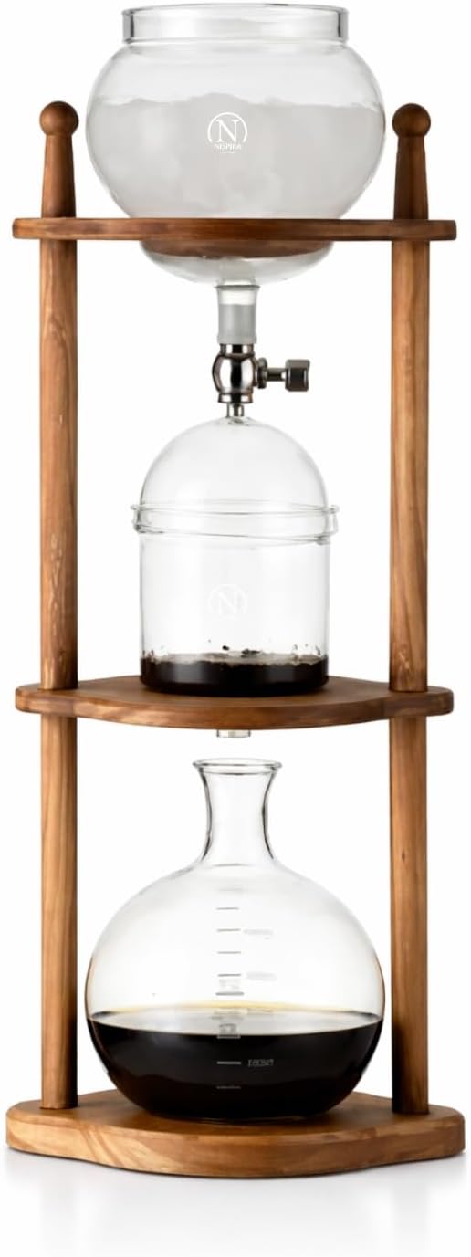 Nispira Iced Coffee Cold Brew Drip Tower Coffee Maker, 6–8 Cup Manual Cold Brew Brewer with Adjustable Valve, Wooden Frame & Glassware, Slow Cold Extraction System