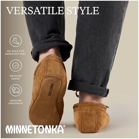 Minnetonka Men's Sheepskin Softsole Moccasin Slipper