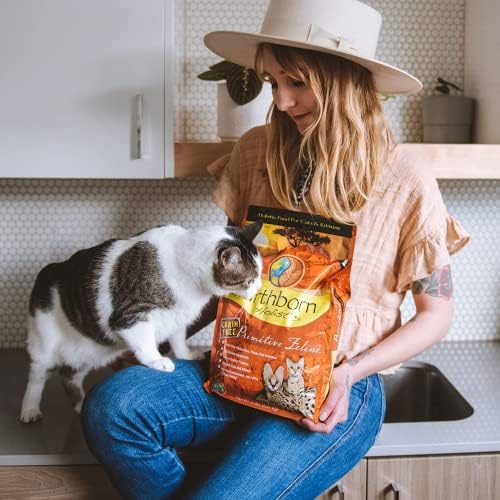Earthborn Holistic Primitive Feline Grain-Free Dry Cat Food 4 Pound (Pack of 1)