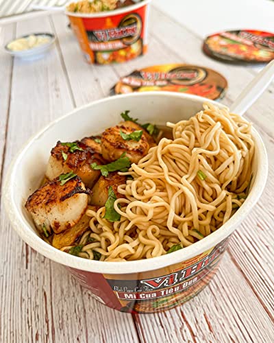 Vi Huong Instant Pho Noodles - 12-Pack, 2.47 Ounce Bowls, Chicken And Beef Variety - Authentic Pho Soup Recipe, Ready In 4 Minutes - Non GMO