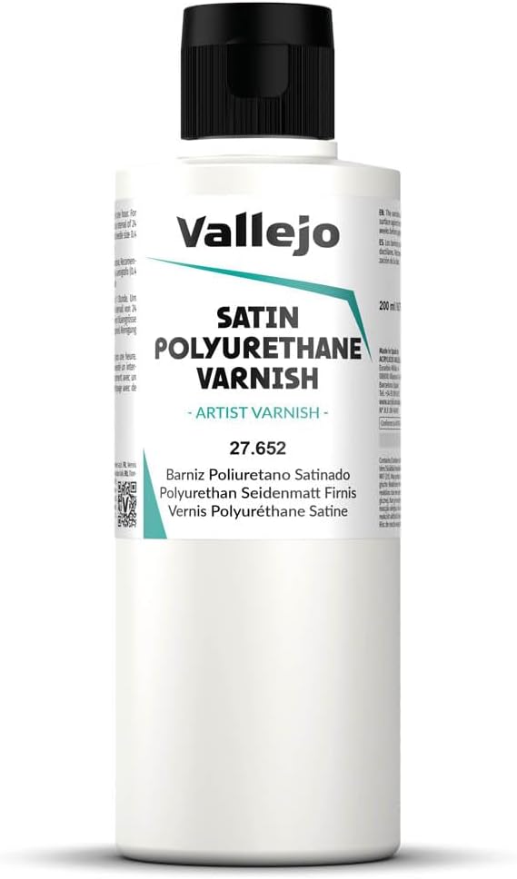 Vallejo - Polyurethane Varnish | Satin Finish 200 ml. (6.76 fl.oz.) | Extraordinary Hardness & Permanence | Create a Perfect Clear Coat | Scratch Resistant for Outdoor and Indoor Surfaces