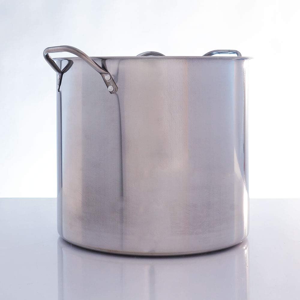 Northern Brewer - Brew. Share. Enjoy. HomeBrewing Starter Set, Equipment and Recipe for 5 Gallon Batches (Hank's Hefeweizen)