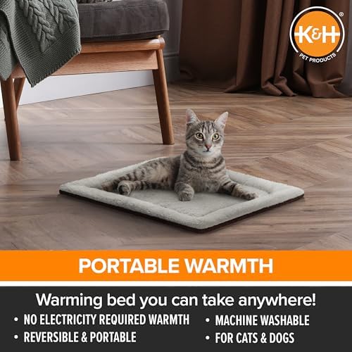 K&H Self-Warming Cat Bed Pad, Self Heating Pad for Outdoor Cat Houses, Warming Mat for Indoor Pet Beds & Furniture, Reversible Blanket, Machine Washable - Small 21 X 17in Gray/ Black