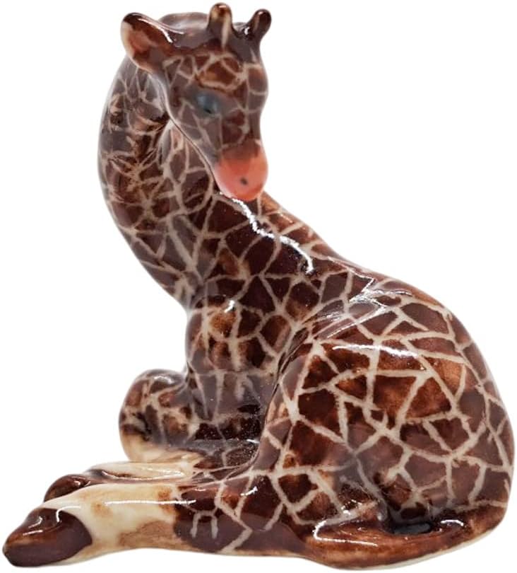 WitnyStore Tiny 2¾" Brown Standing Look Right Giraffe Figurine - Miniature Hand Made Ceramic Giraffes Tropical Savanna Africa Wild Life Cute Animals Porcelain Decorative Collectible Figure Décor Gifts