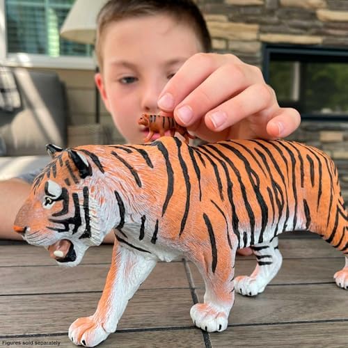 Safari Ltd. Siberian Tiger Figurine - Realistic 10.5" Figure - Educational Toy for Boys, Girls and Kids Ages 1+