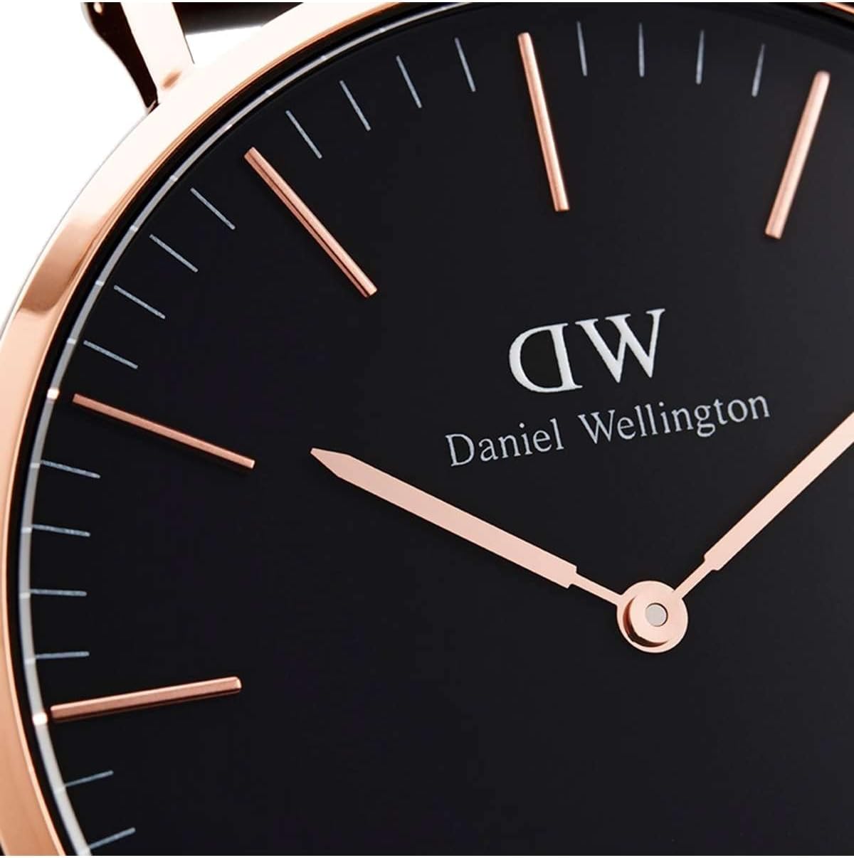 Daniel Wellington Classic Men’s Watch - 36mm - 40mm Case, Japanese Quartz Movement, Leather Strap, Water Resistant, Analog Watch for Men - Sheffield