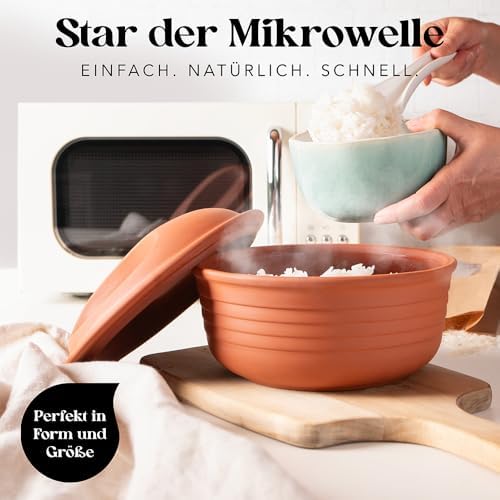 Romertopf 15005 Clay Roaster | Non-Stick Dutch Oven | Healthy Pot Cooking | Clay Baker | Versatile Cooking Vessel - 2.1 Quarts (2 Liters) 2-4 People