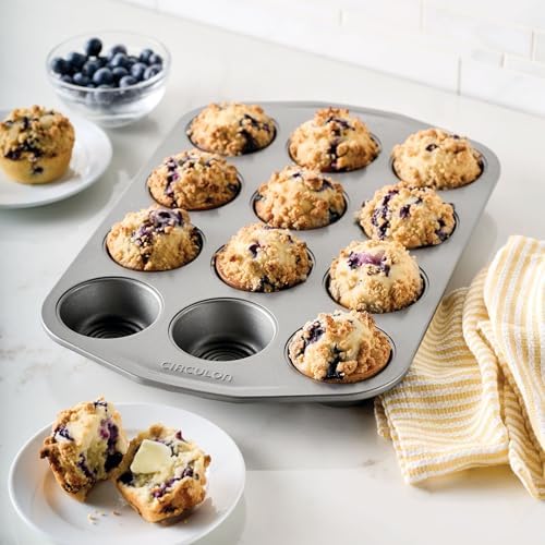 Bakeware 12 Cup Muffin Pan