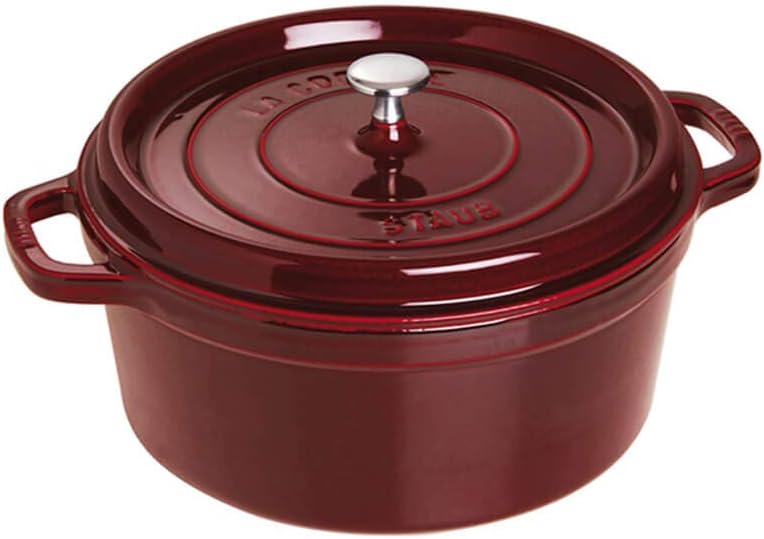 Staub Round Cocotte - 5.5Qt - Grenadine