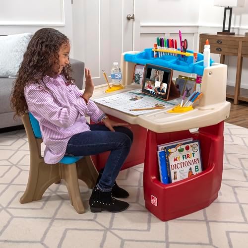 Step2 Deluxe Art Master Desk, Kids Activity Table & Chair, Arts & Crafts Desk, Made of Durable Plastic, For Toddlers 3+ Years Old