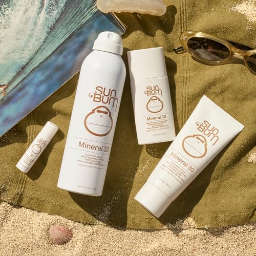 Sun Bum Mineral SPF 30 Sunscreen Body Spray - 6 oz | Broad Spectrum Moisturizing Sunscreen, for Sensative Skin, Vitamin E, Hawaii 104 Act Compliant (No Octinoxate & Oxybenzone)