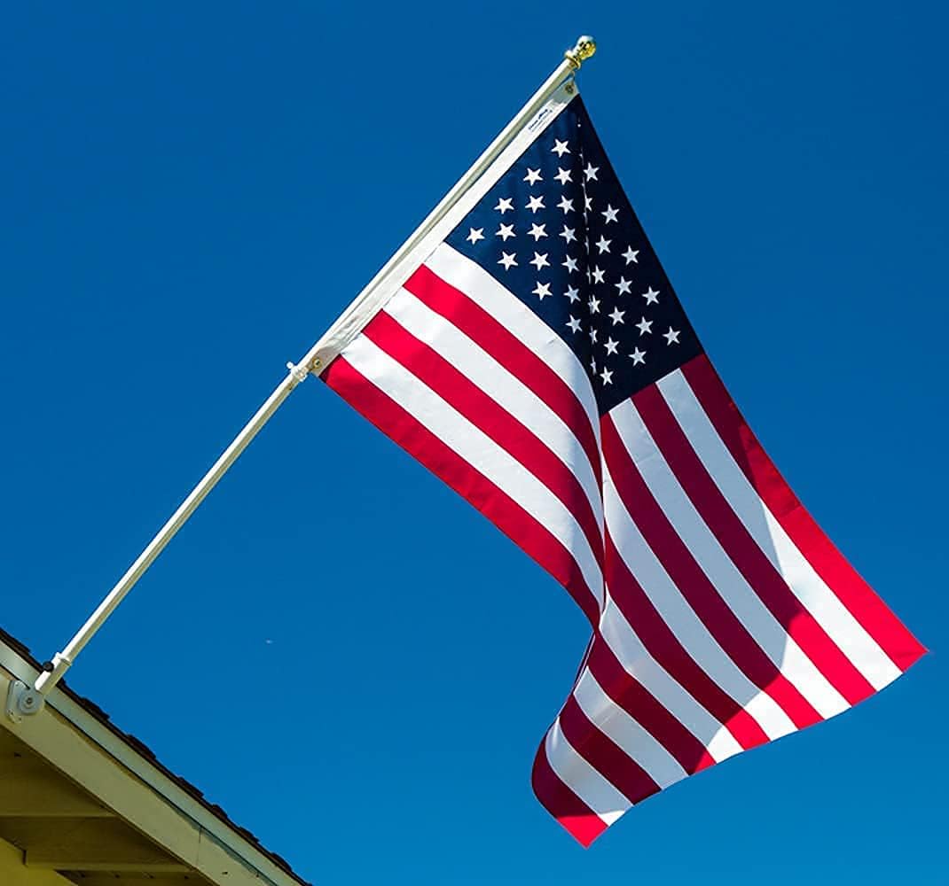 Grace Alley American Flag 3x5, Made in the USA, Outdoor UV Fade Resistant, Waterproof, Vibrant Color, Long Lasting Polyester Cotton Blend with Brass Grommets | Weather Resistant 70% Polyester 30% Cotton