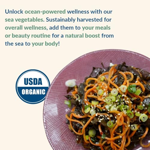 Maine Coast Sea Vegetables Sea Salt with Sea Veg Shaker, 4 oz - Wild-Harvested Seaweed Seasoning, Organic Dulse & Kelp Blend, Rich in Iodine