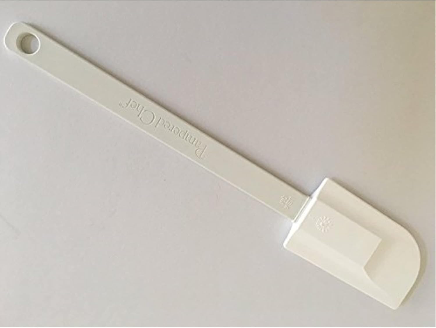 Pampered Chef Classic Scraper 1650 - Flexible Nonstick Baking Spatula - Heavy-Duty Silicone Head