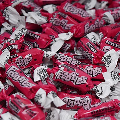 Tootsie Roll Frooties Strawberry Chewy Candy, 360 Count, 38.8oz Bag