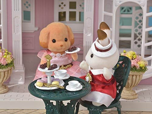 Calico Critters - Tea and Treats Set - Town Collection | Pour afternoon tea for the whole village - dainty cups