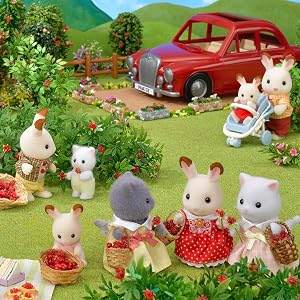 car, vehicle, family car, town, lil woodzeez, camping, dolls, dollhouse, figures, cherry cruiser