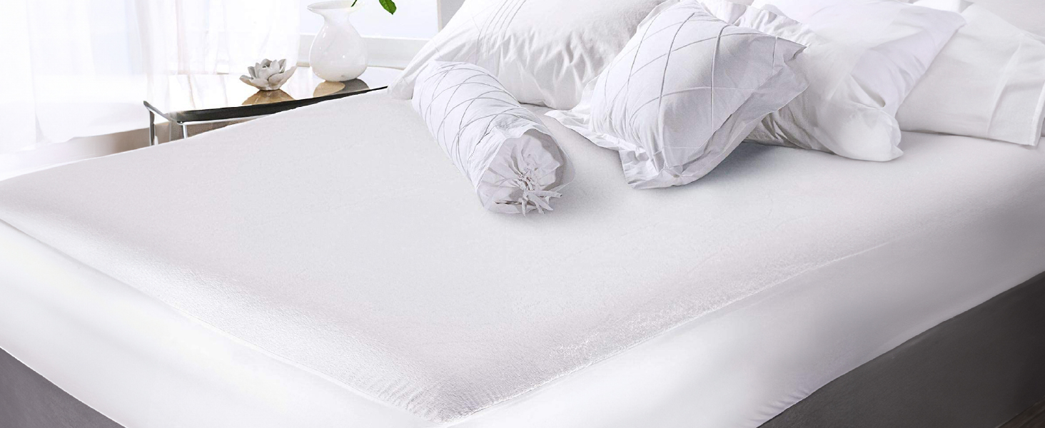NB Fitted Mattress Protector