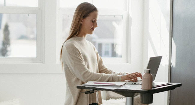 LearnFit Mobile Standing Desk Stay Organized