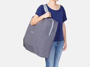 Quick-Fold 2-in-1 Rocking Bassinet Includes hand-carry bag