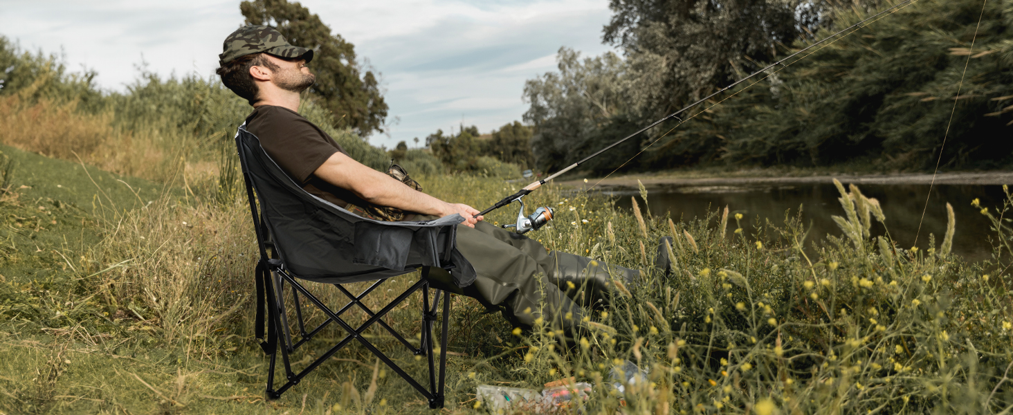 600D Oxford fabric with double-stitched seams ensures years of rugged use