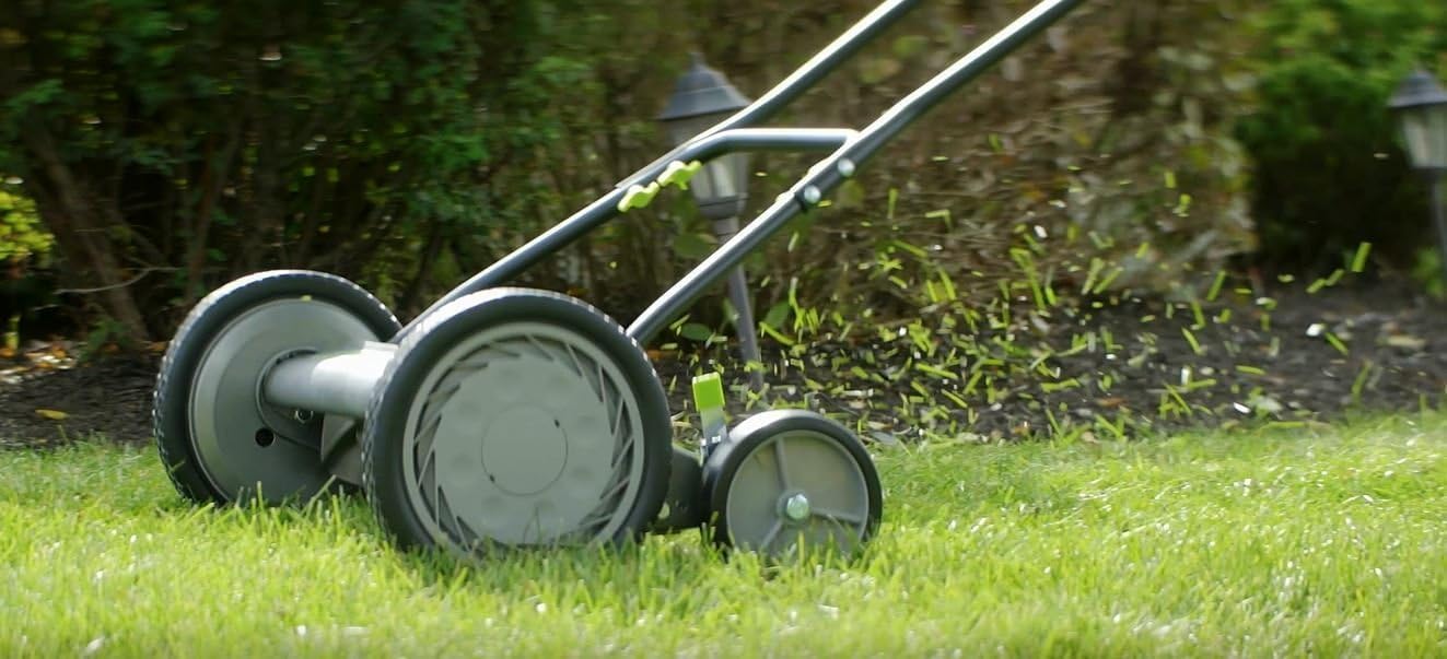 Earthwise 1715-16EW 16-Inch 7-Blade Push Reel Lawn Mower, Grey