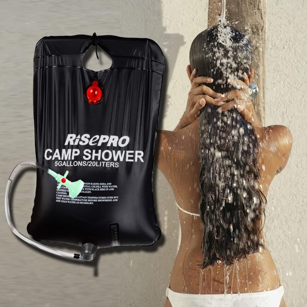 Solar Shower Bag, 5 gallons/20L Solar Heating Camping Shower Bag Temperature Indicator Hot Water 45°C Hiking Climbing C1004