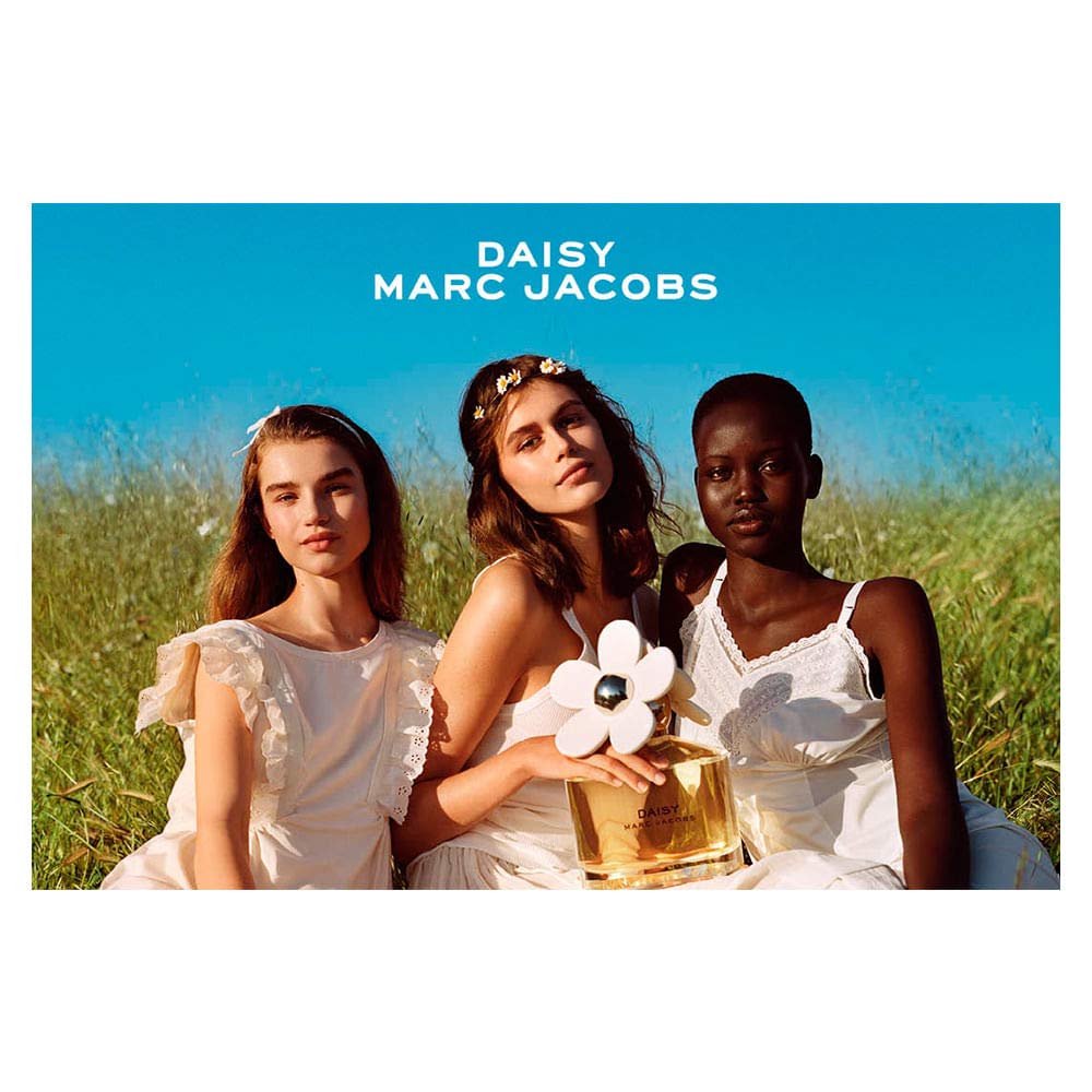 Marc Jacobs Daisy Eau de Toilette – Radiant Floral Women's Perfume – With Notes of Wild Berries