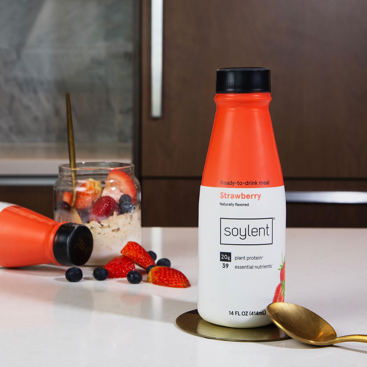 Soylent Creamy Chocolate Meal Replacement Shake, Ready-to-Drink Plant Based Protein Drink, Contains 20g Complete Vegan Protein and 1g Sugar, 14oz