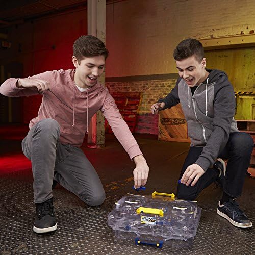 Beyblade Burst Evolution Switchstrike Battle Tower-Includes 2-Level Beystadium, Battling Tops, & Launchers-Age 8+, Multicolor