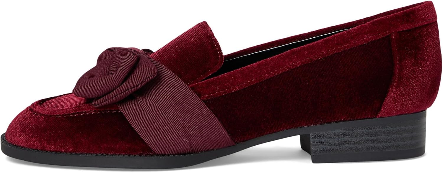 Bandolino Women's Lindio Loafer