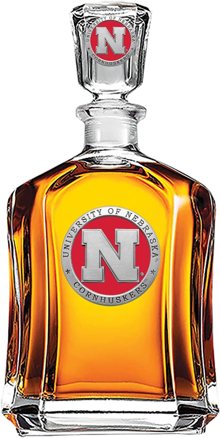 Marines Decanter – Eagle Globe & Anchor | 24 OZ Whiskey Decanter for Liquor with Airtight Stopper | Expertly Crafted Pewter Glass Clear