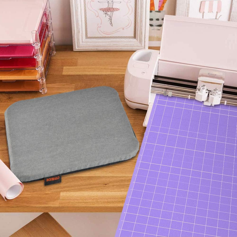 DOOHALO Heat Press Mat for Cricut Easy Press Craft Iron-on Mat for Power Heat Press Machine for Craft Vinyl Ironing Insulation Transfer T Shirts and