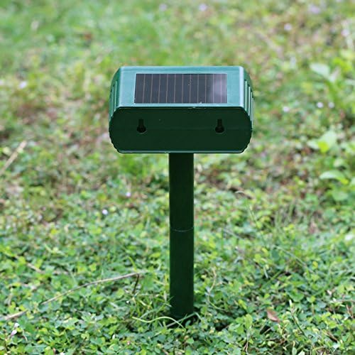 Animal Repellent Solar Powered Ultrasonic Animal Repellent Motion Sensor and Flashing Light Outdoor Weatherproof Farm Garden Lawn for Cat Dog Coyote