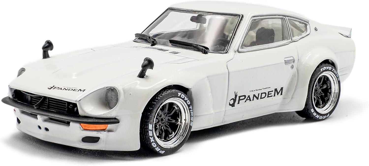Solido 1:43 Scale Pandem 24OZ White 1973 Diecast Model Car S4316301