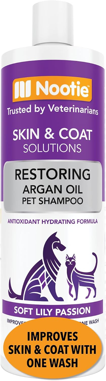 Nootie Cucumber Melon Pet Shampoo for Dogs & Cats, Gentle Oatmeal Formula | 16 oz, dog wash for sensitive skin, helps relieve dry itchy skin for dogs, natural ingredients, cleans & conditions