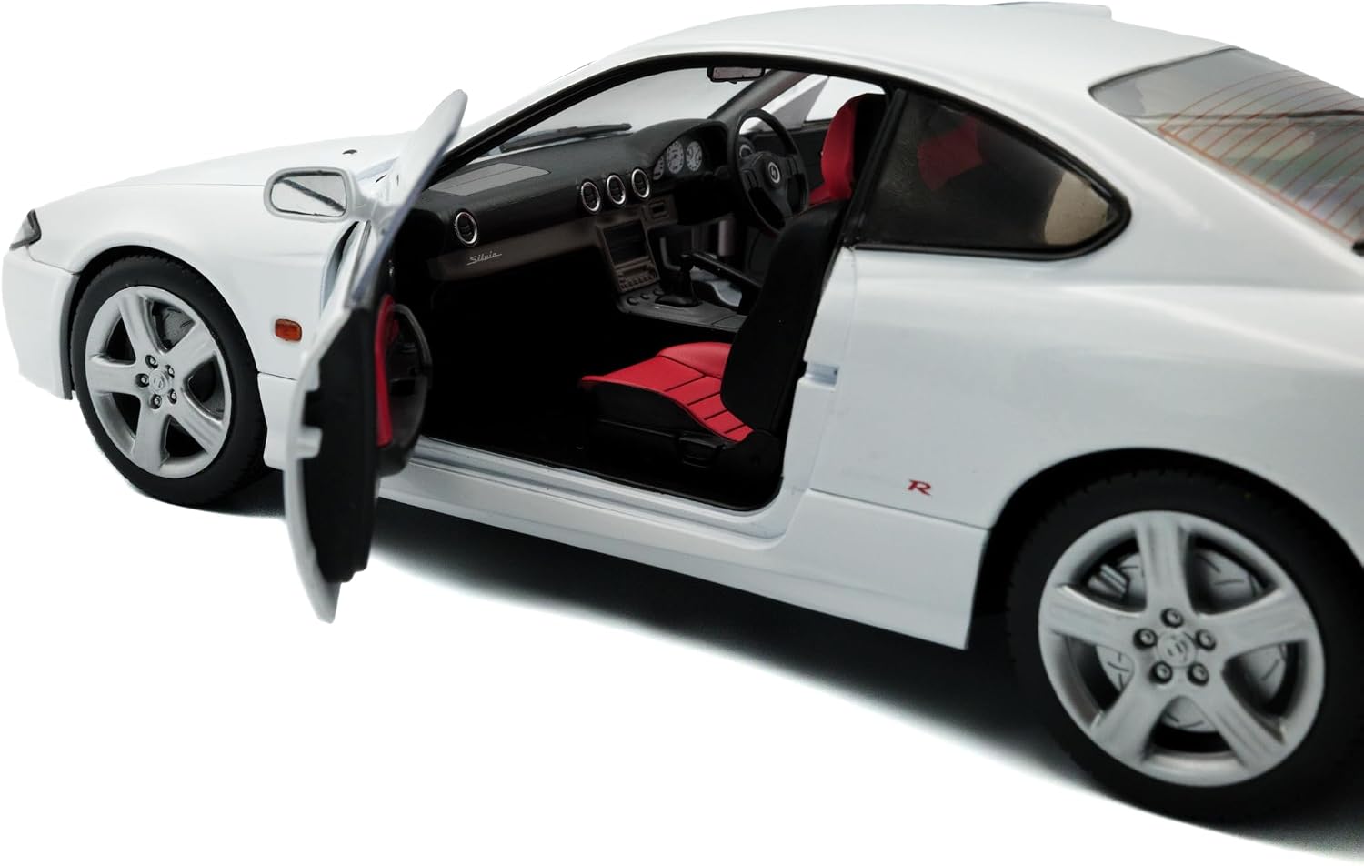 Solido Nissan Silvia S15 Spec-R Aero – 1:18 Diecast Model JDM Drift Legend Collectible