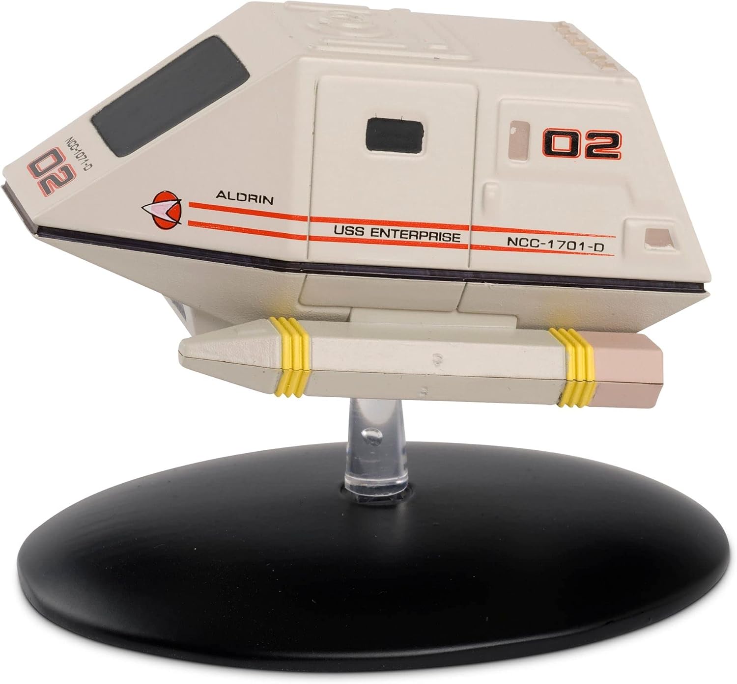 Diamond Comic Dist--England Star Trek Starships Figurine Set Collectible