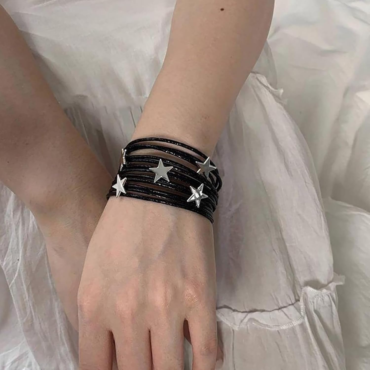 Fesciory Leather Wrap Bracelets for Women, Boho Western Layered Jewelry