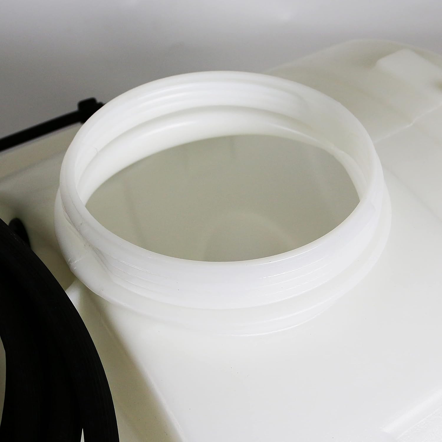 Chapin 97200E Made in the USA 15 Gallon ATV/UTV 12 Volt Mounted Spot Sprayer With 6 Inch Wide Mouth, High Performing 12 V Diaphragm Pump and Filtration System and 18 Inch Spray Wand, Translucent White