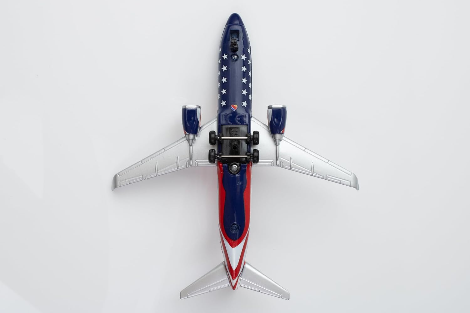 Daron Southwest Airlines Die-Cast Model Airplane Toy