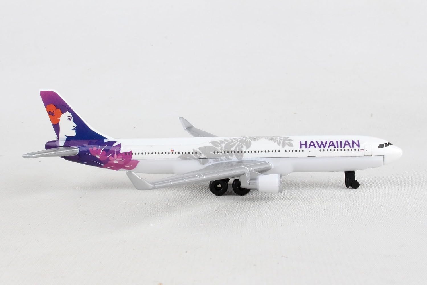 Daron Southwest Airlines Die-Cast Model Airplane Toy