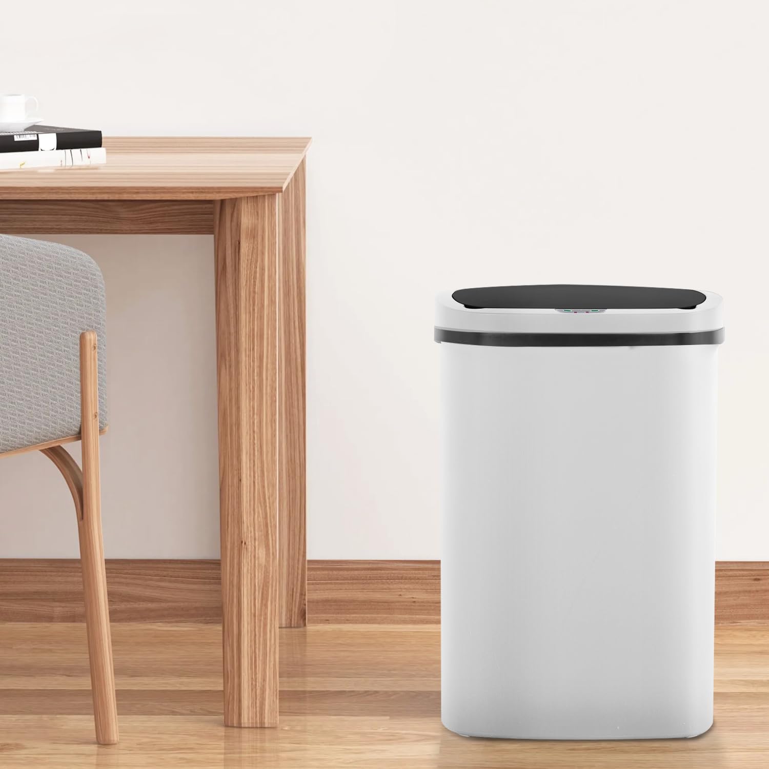 FDW | 13 Gallon Stainless Steel Trash Can with Lid | Silver