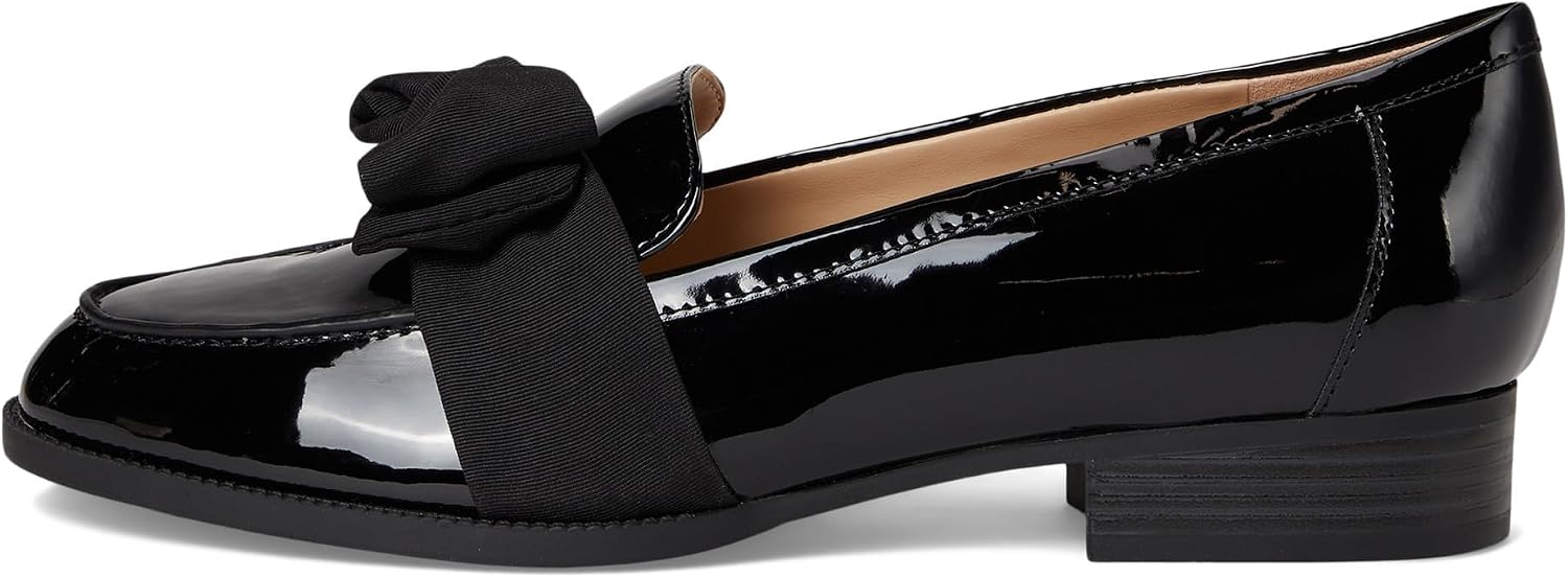 Bandolino Women's Lindio Loafer