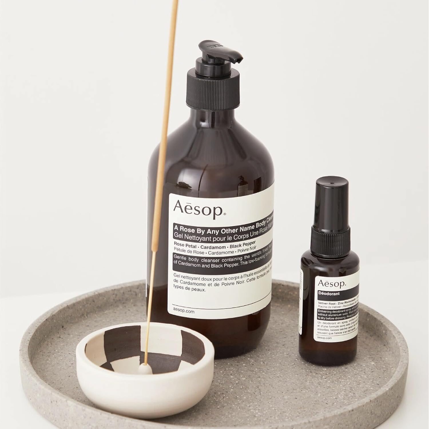 Aesop Geranium Leaf Body Cleanser | Gentle Shower Gel with Geranium, Mandarin and Bergamot Essential Oil Blend to Refresh & Balance Skin | 500 mL / 16.9 oz