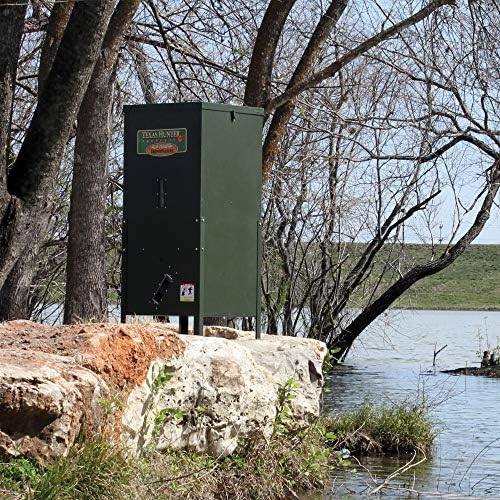 Texas Hunter Directional Fish Feeder w/Straight Legs - 175 lb. Fish Feed Capacity - Model DF300DL