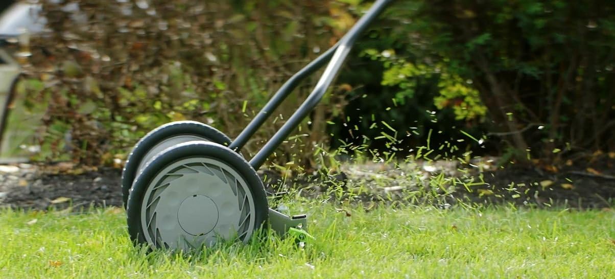Earthwise 1715-16EW 16-Inch 7-Blade Push Reel Lawn Mower, Grey