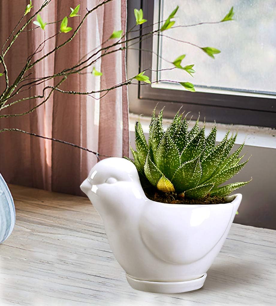 GeLive White Cow Succulent Pot, Small Ceramic Animal Planter with Drainage Hole & Saucer for Cactus, Mini Air Plants, Pencil Holder Brush Organizer, Indoor Home Office Desk Decor, Funny Gift