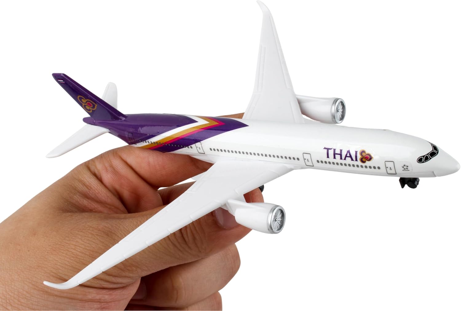 Daron Toy Airplane RT9904 – Emirates A380 – Die-Cast Metal Model Airplane Toy with Plastic Parts for Kids Ages 3+